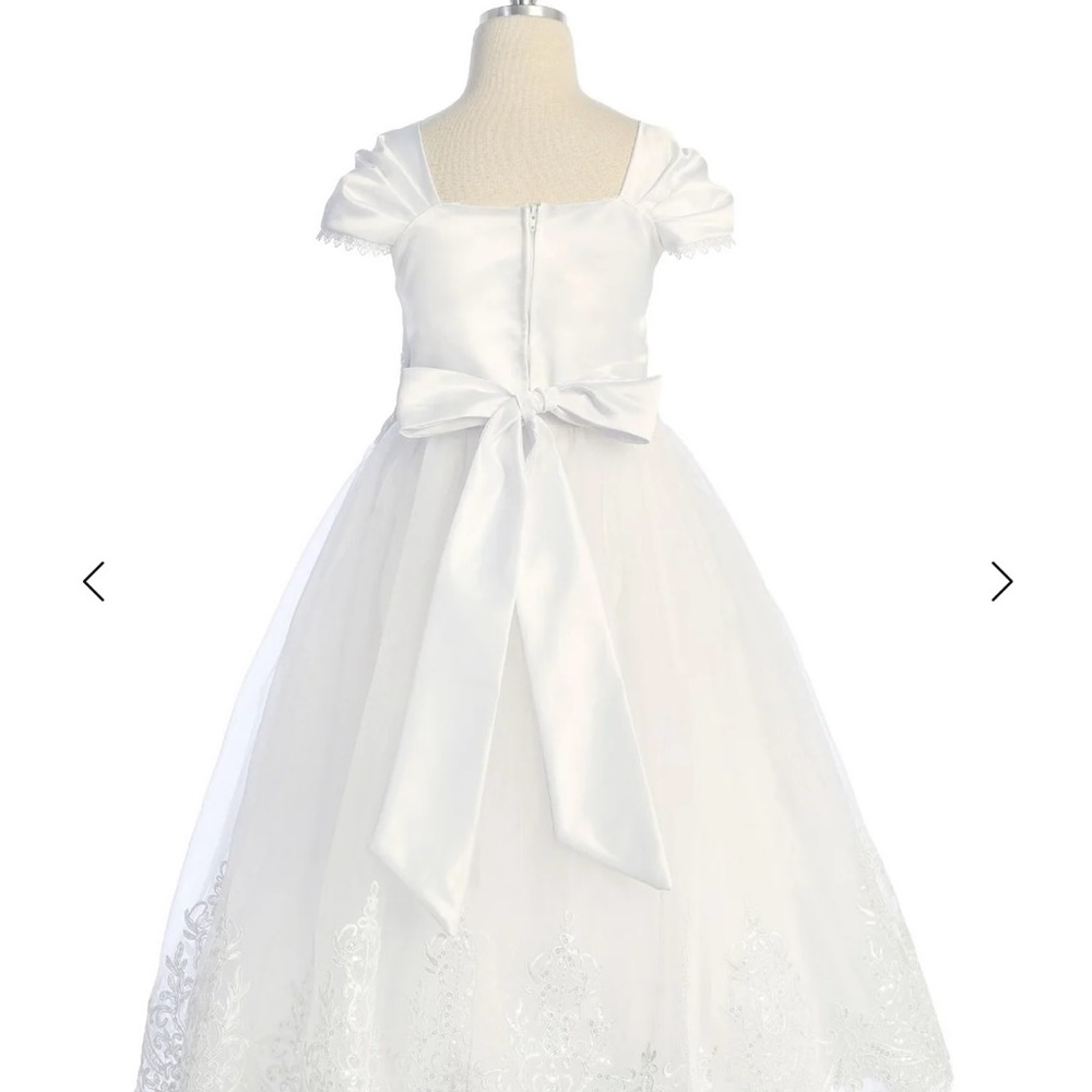 Communion dress